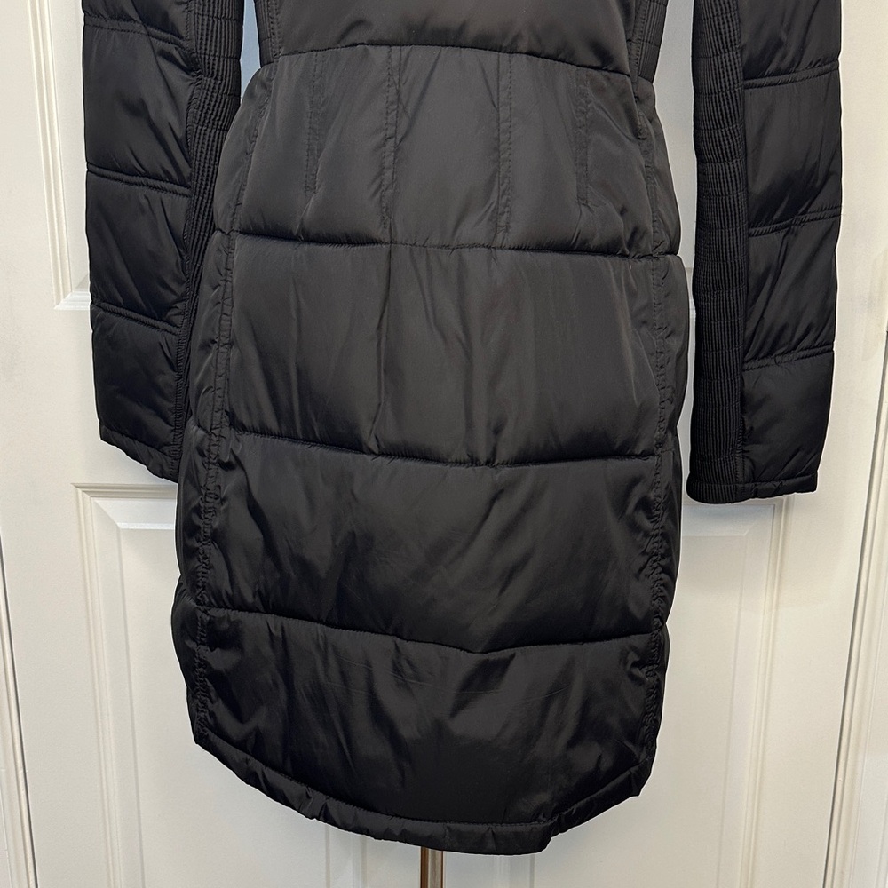 French Connection Black Asymmetric Puffer Faux Fur Trim Quilted Warm Coat Size M - Picture 11 of 16